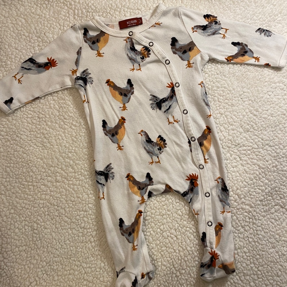 Milkbarn Chicken Sleeper 0-3 mos